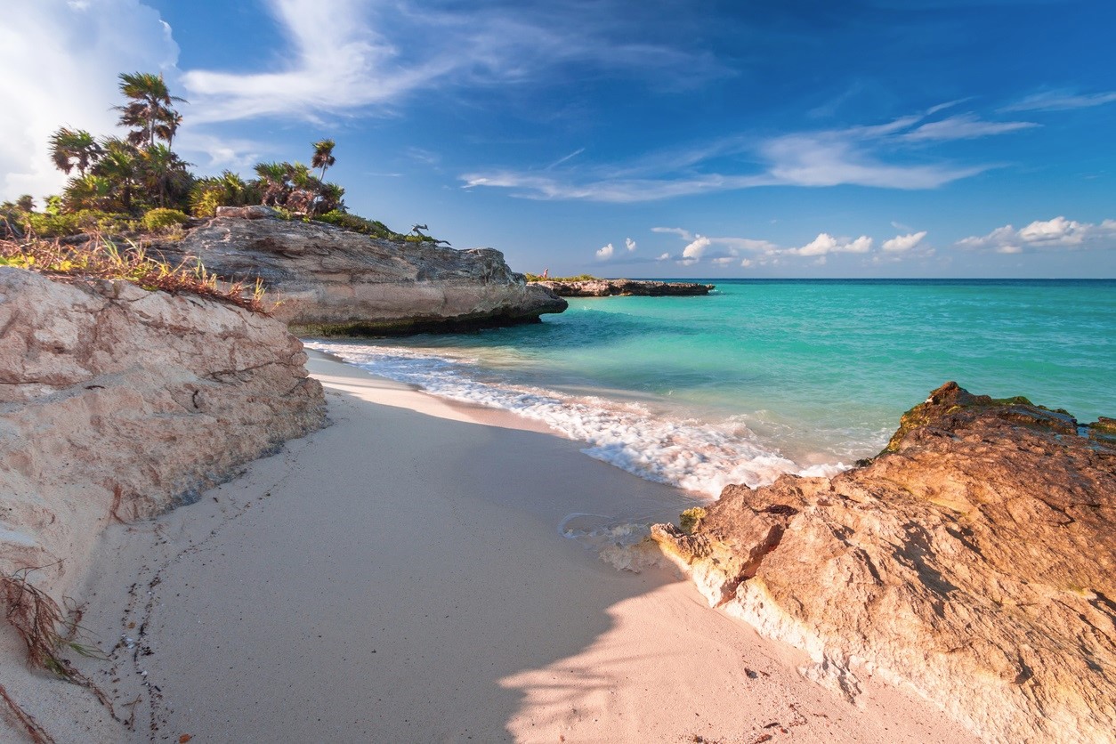 Découvrez nos séjours de luxe en vente privée - Playa del-carmen. VeryChic vous propose des voyages jusqu’à -70% dans les plus beaux hôtels du monde - Playa del-carmen