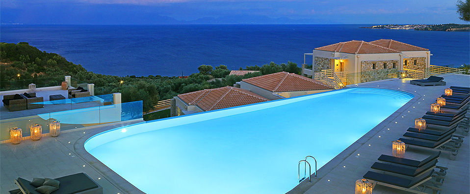Camvillia Resort ★★★★★ - Vue sur le bleu de la mer Egée depuis un resort 5 étoiles ! - Peloponnèse, Grèce