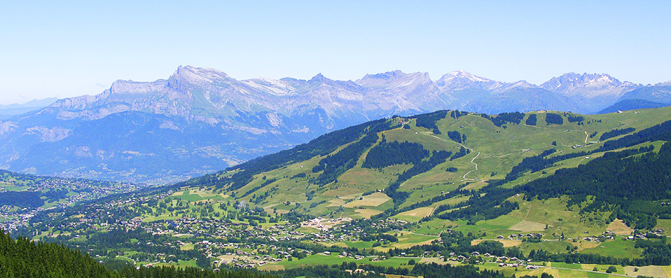 Les Roches Fleuries ★★★★ - Expérience unique face au Mont-Blanc. - Haute-Savoie, France