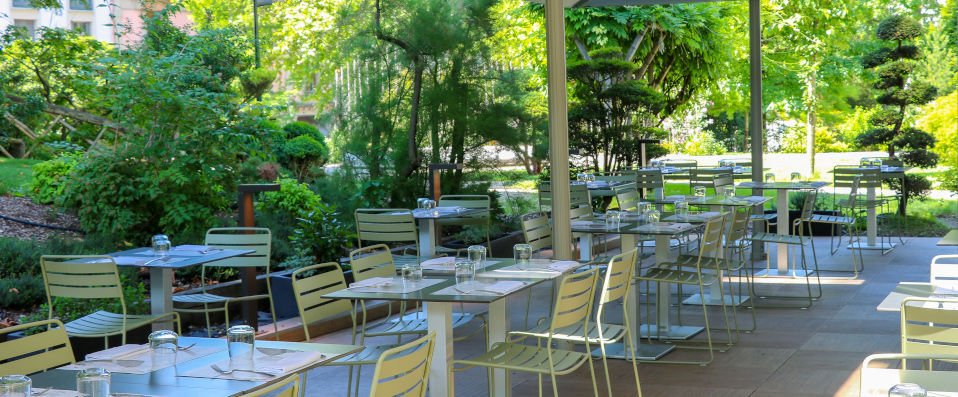 Golden Tulip Aix-les-Bains - Hotel Le Garden ★★★★ - A classic wellbeing break nestled between lake and mountains. - Aix-les-Bains, France