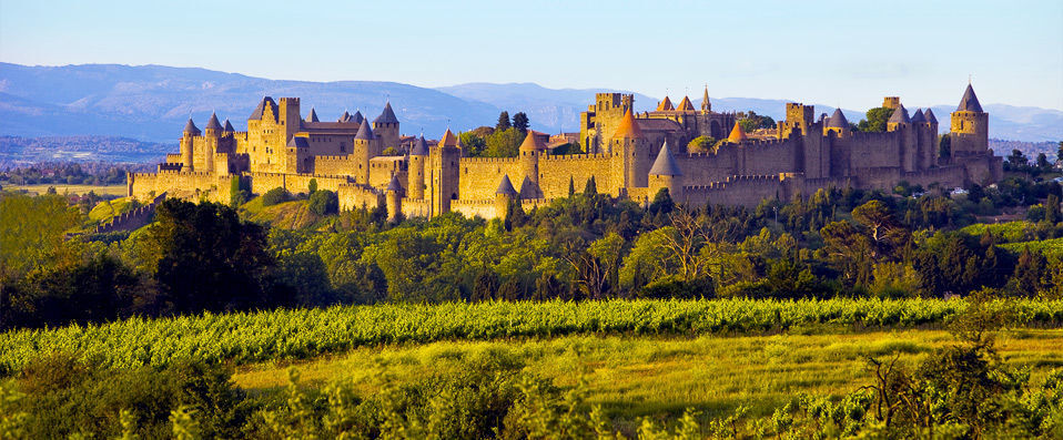 Best Western Hôtel Le Donjon ★★★★ - Adresse de charme au cœur de la cité médiévale de Carcassonne. - Carcassonne, France
