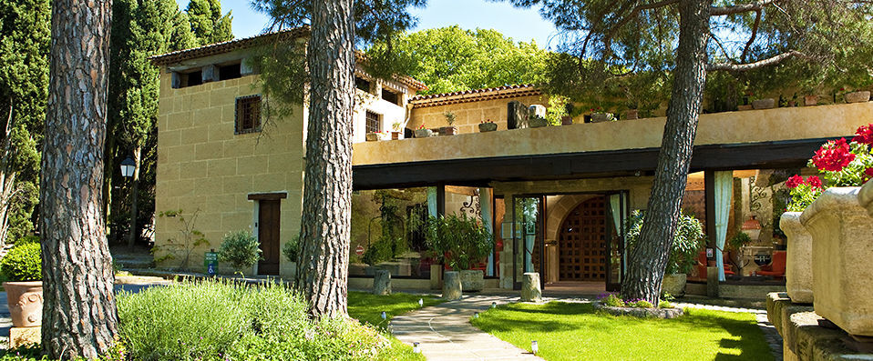 Le Mas d'Entremont ★★★★ - A rustic, idyllic haven in Aix-en-Provence. - Aix-en-Provence, France