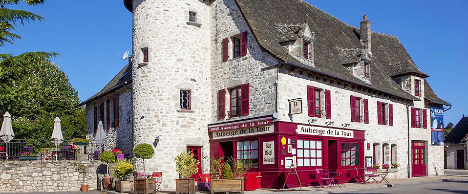 Auberge de la Tour - <b>La semaine des Chefs étoilés</b> : le Chef Renaud Darmanin vous invite ! - Auvergne, France