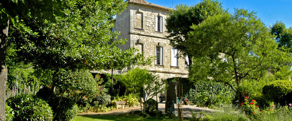 Château d'Arpaillargues - Venture back in time at this peaceful rural chateau with a superb restaurant. - Uzès, France