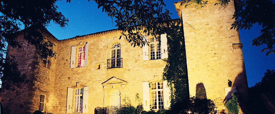 Château d'Arpaillargues - Venture back in time at this peaceful rural chateau with a superb restaurant. - Uzès, France