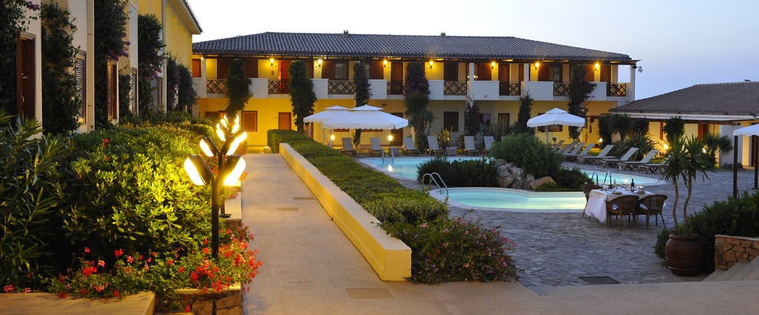 Hotel Palau ★★★★ - Explore the pristine coast of Sardinia from a cosy, quaint residence. - Sardinia, Italy
