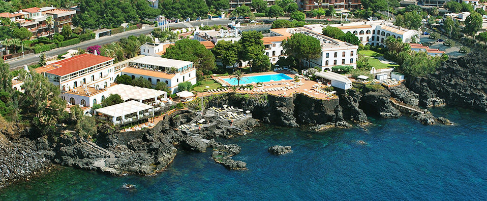 Grand Hotel Baia Verde <span class='stars'>&#9733;</span><span class='stars'>&#9733;</span><span class='stars'>&#9733;</span><span class='stars'>&#9733;</span> - Charme & authenticité sur la côte sicilienne. - Sicile, Italie