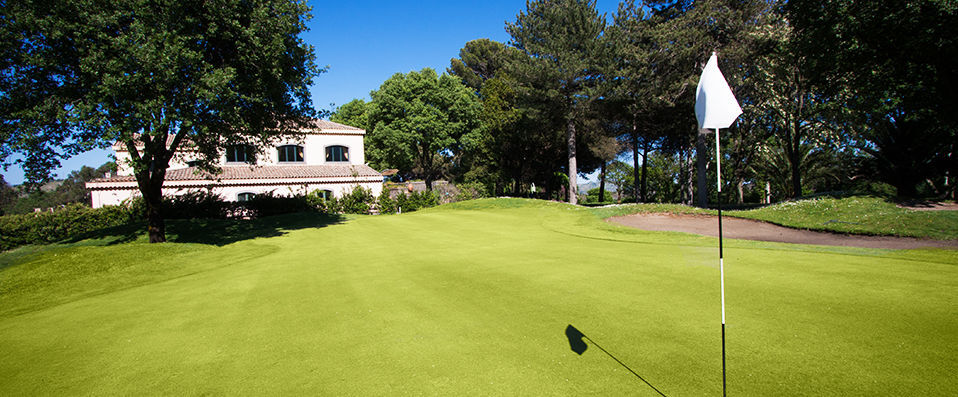 Il Picciolo Etna Golf Resort & Spa ★★★★ - I burn, I pine, I... dine and drink fine wine in the luxurious lap of Mount Etna. - Sicily, Italy